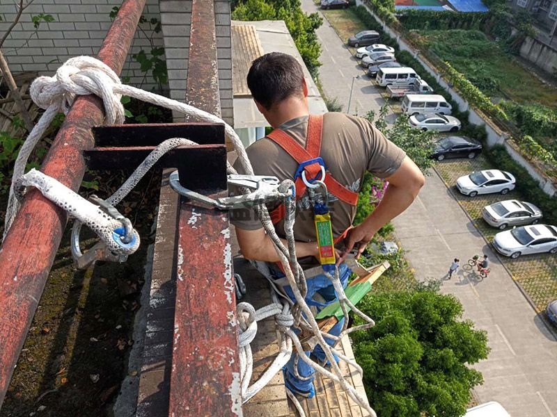 蘿崗區馬桶漏水怎么辦_廣州蘿崗區廁所坐便器漏水維修公司(圖1)