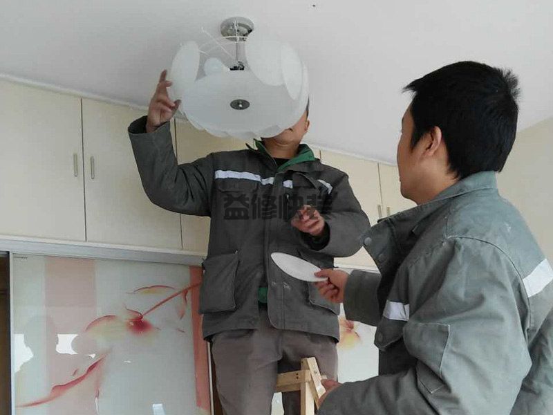 雨花區房屋漏水怎么修補_長沙雨花區漏水檢測上門服務費標準(圖2)